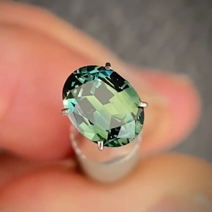 Oval 1.42ct green/blue Australian Sapphire (Price Includes A Custom Made Solitare
Ring)