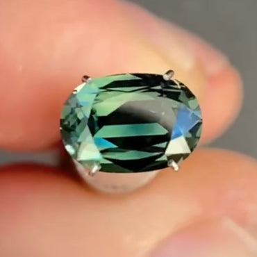 Oval 2.02ct teal Australian Sapphire (Price Includes A Custom Made Solitare
Ring)