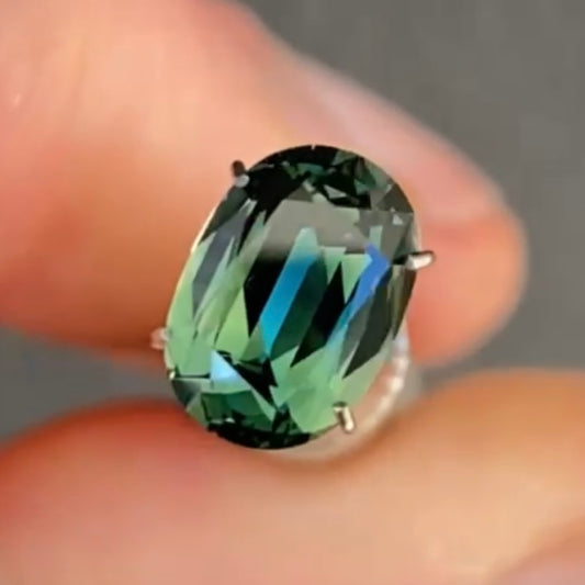 Oval 2.02ct teal Australian Sapphire (Price Includes A Custom Made Solitare
Ring)