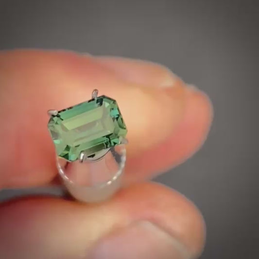 Emerald 1.02ct blue/green Australian Sapphire