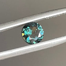 Load image into Gallery viewer, Round teal 1.34ct Australian sapphire