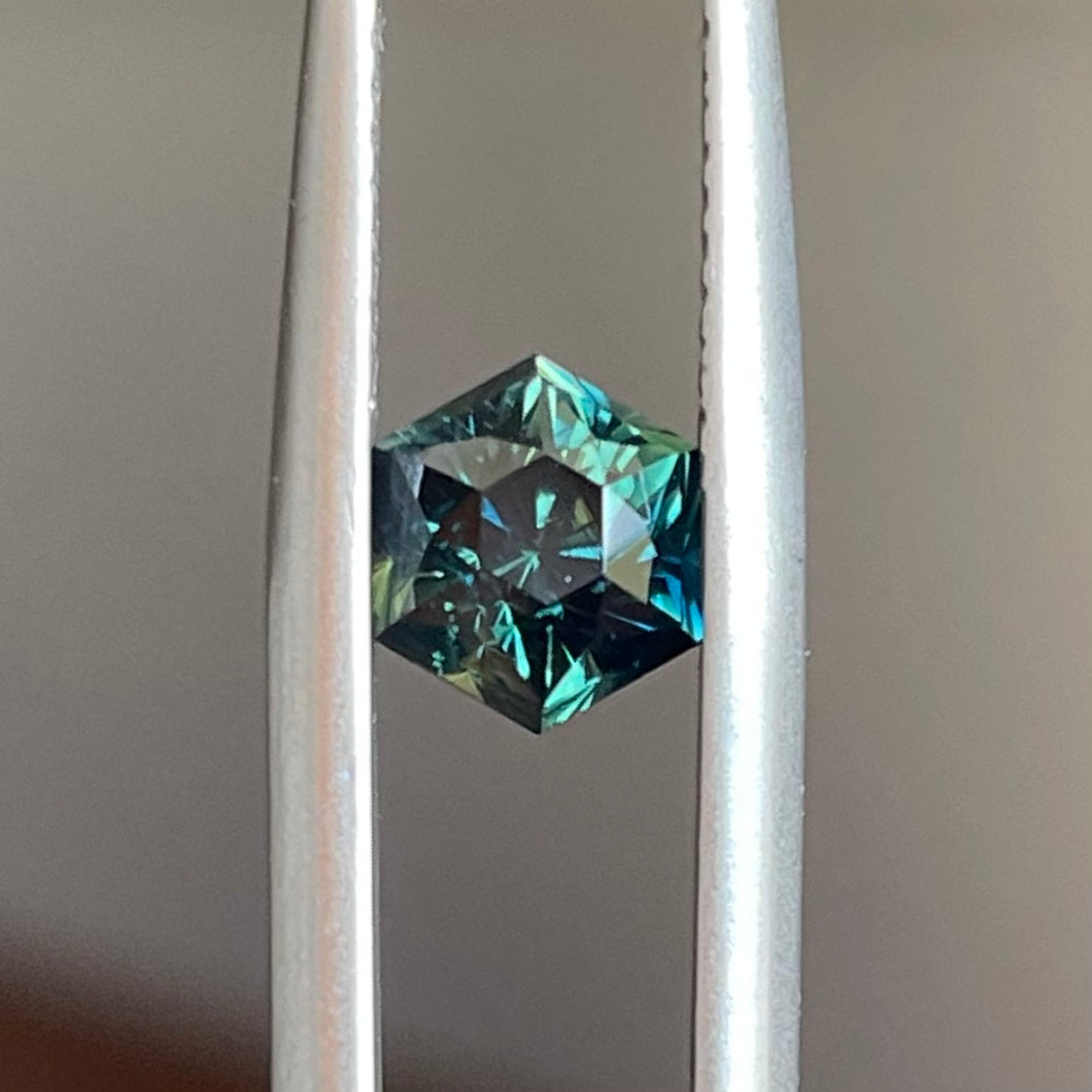 Hexagonal 1.65ct parti Australian sapphire