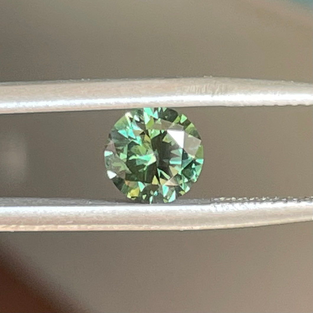 Round parti green 1.48ct Australian sapphire