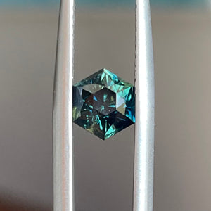 Hexagonal 1.65ct parti Australian sapphire