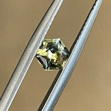 Load image into Gallery viewer, Hexagonal 0.71ct yellow green parti Australian sapphire